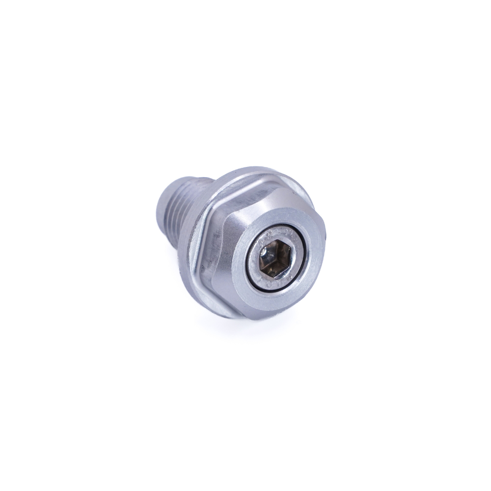 9.1 Axle Bolt